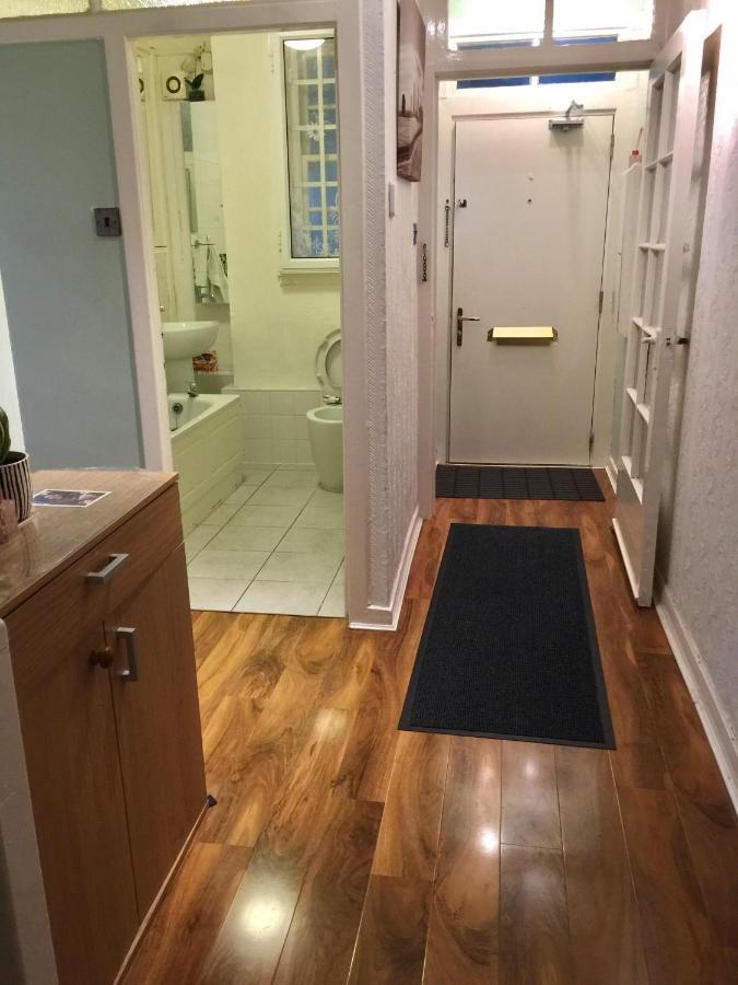 אדינבורו Old Town View Apartment מראה חיצוני תמונה