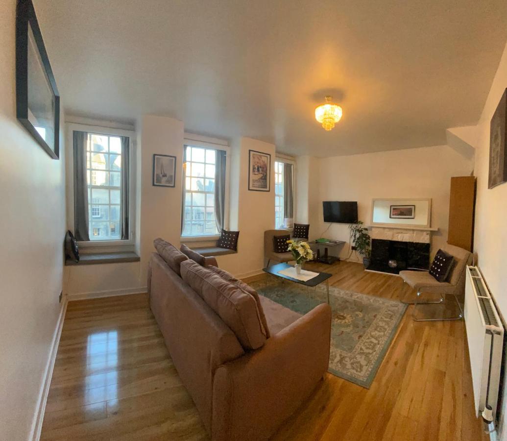 אדינבורו Old Town View Apartment מראה חיצוני תמונה